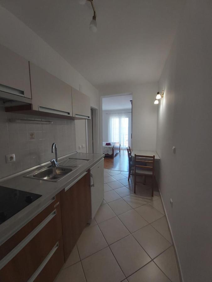 Apartments Marija Brela Exterior foto