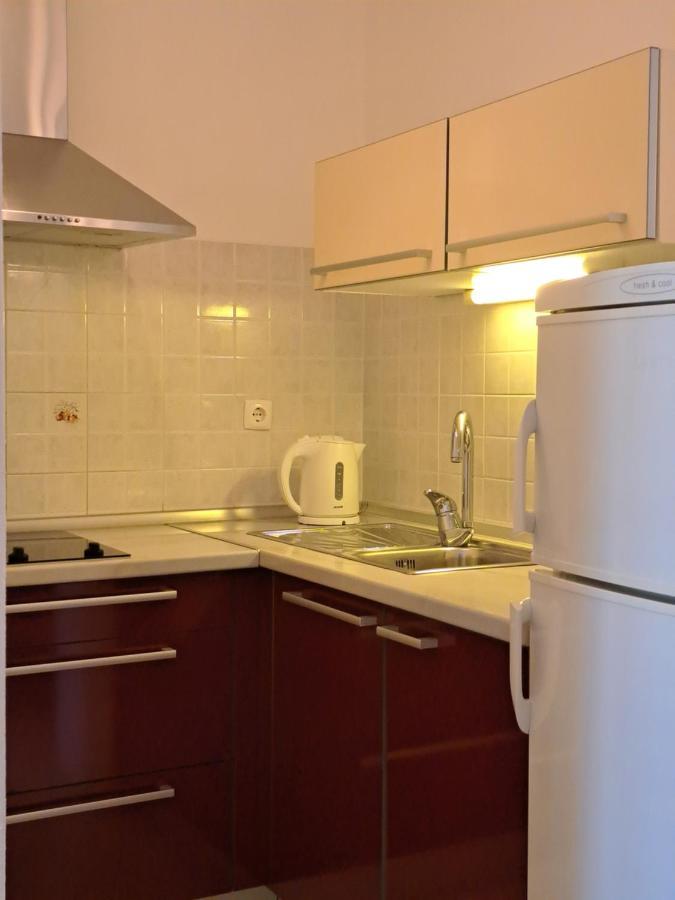 Apartments Marija Brela Exterior foto