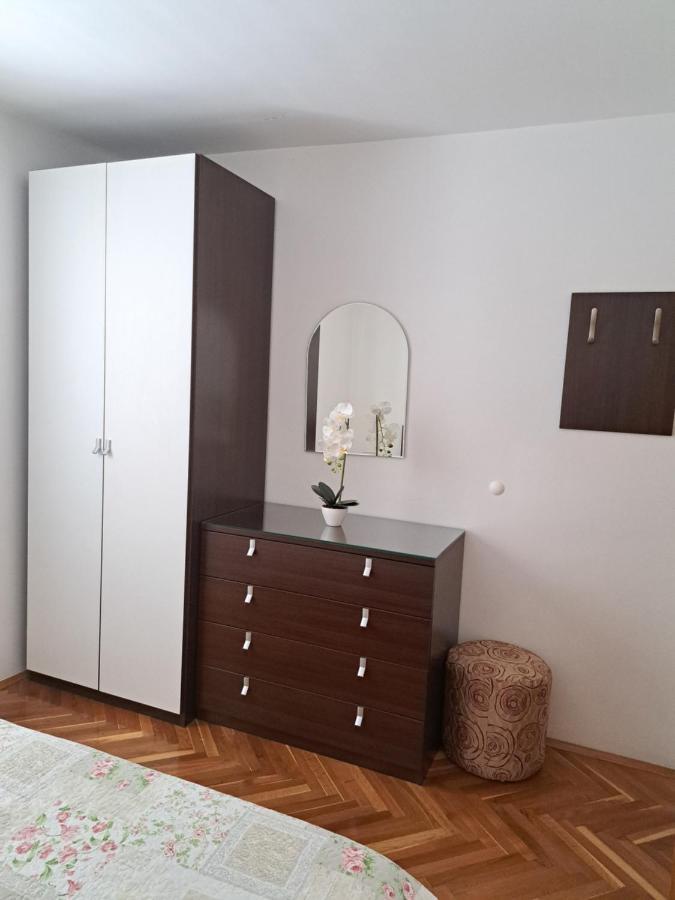 Apartments Marija Brela Exterior foto